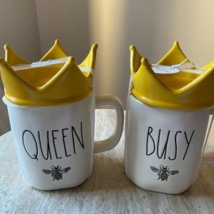 Rae Dunn bee mugs set of two